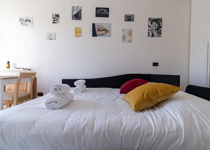 Abbiategrasso - Bocconi - 2 Camere Da Letto