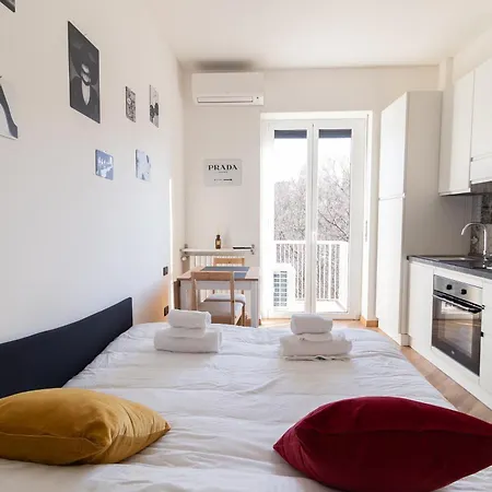 Abbiategrasso - Bocconi - 2 Camere Da Letto Milan Exterior photo
