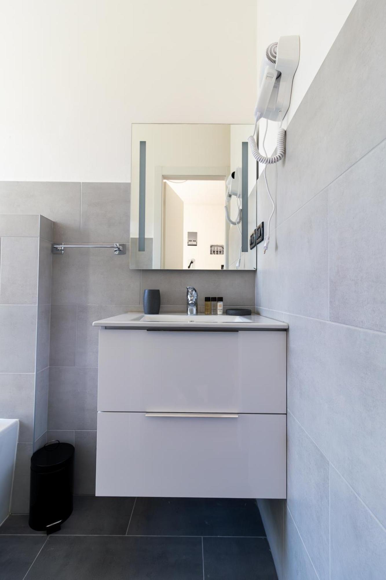 Abbiategrasso - Bocconi - 2 Da Letto Appartement